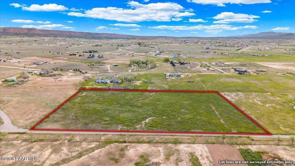 Photo of 26235 N Stagecoach Pass, Paulden, AZ 86334 (MLS # 1080934)