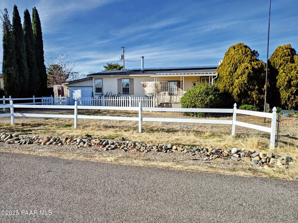 Photo of 8840 E Westward Way, Prescott Valley, AZ 86314 (MLS # 1078346)