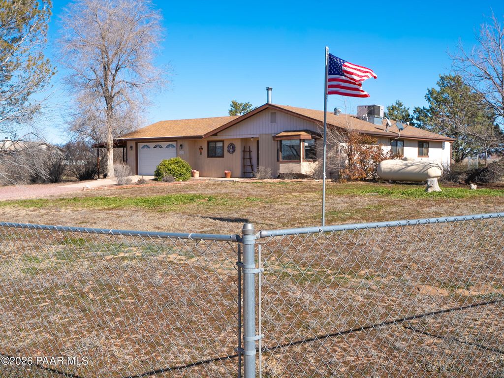 Photo of 1625 S Robin Lane, Chino Valley, AZ 86323 (MLS # 1079447)