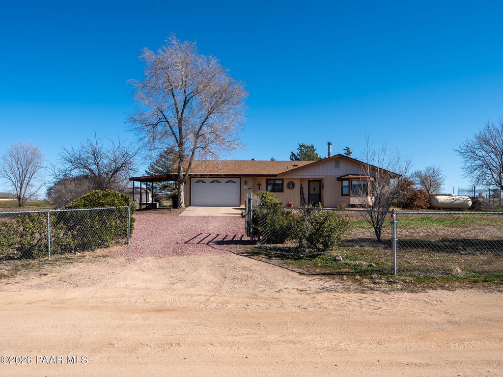 Photo of 1625 S Robin Lane, Chino Valley, AZ 86323 (MLS # 1079447)