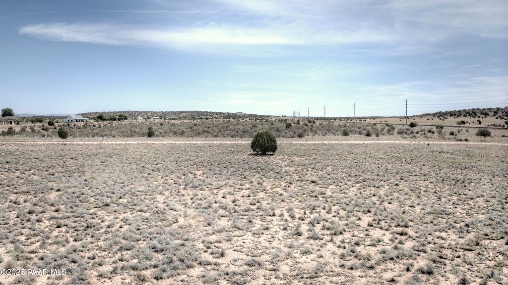 Photo of 24660 N Rj Way, Paulden, AZ 86334 (MLS # 1082150)