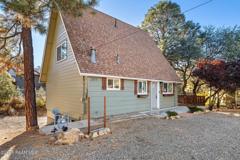 Photo of 2079 W Redwood Way, Prescott, AZ 86303 (MLS # 1078225)