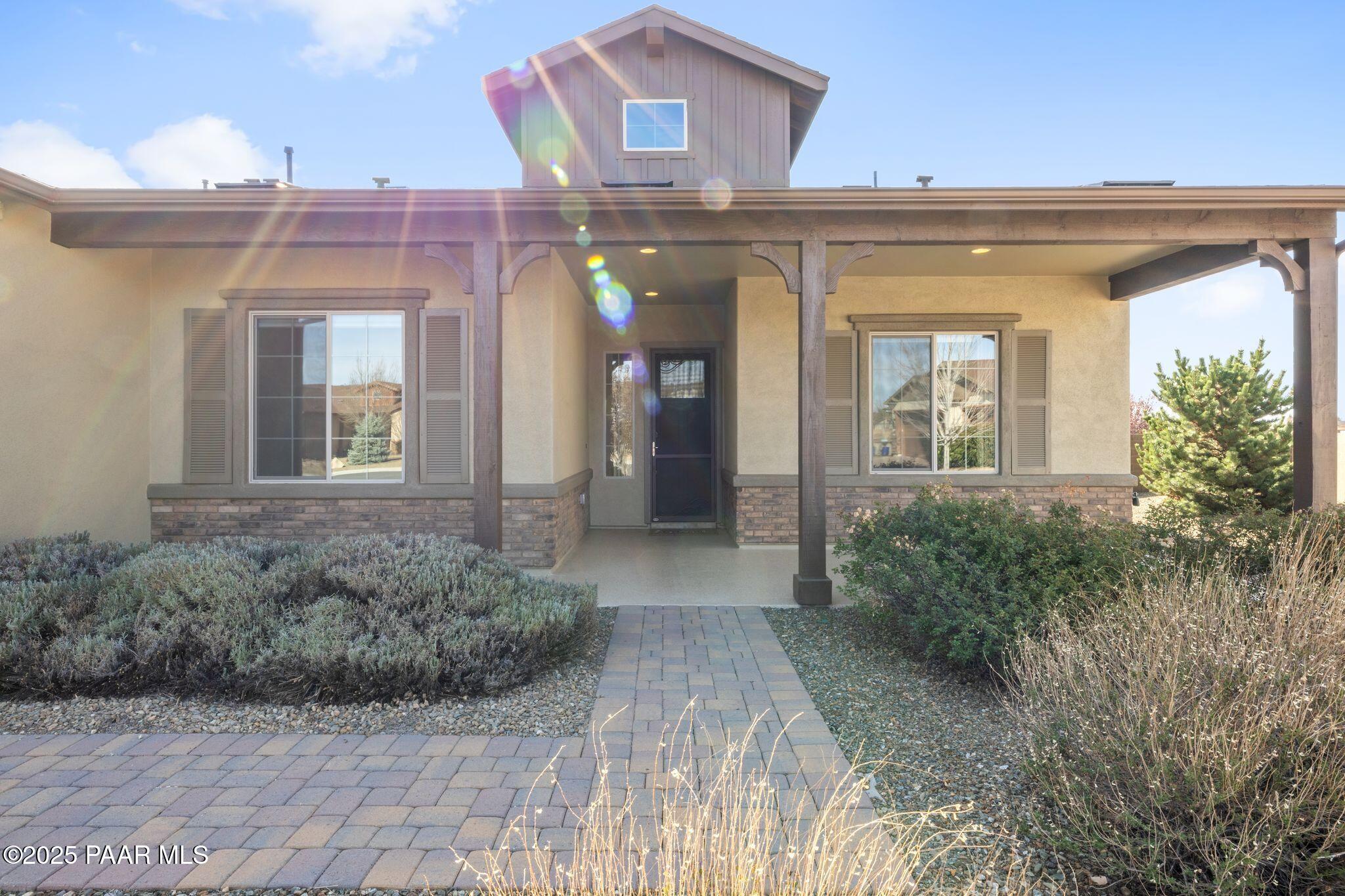 8463 N Misty Valley Way