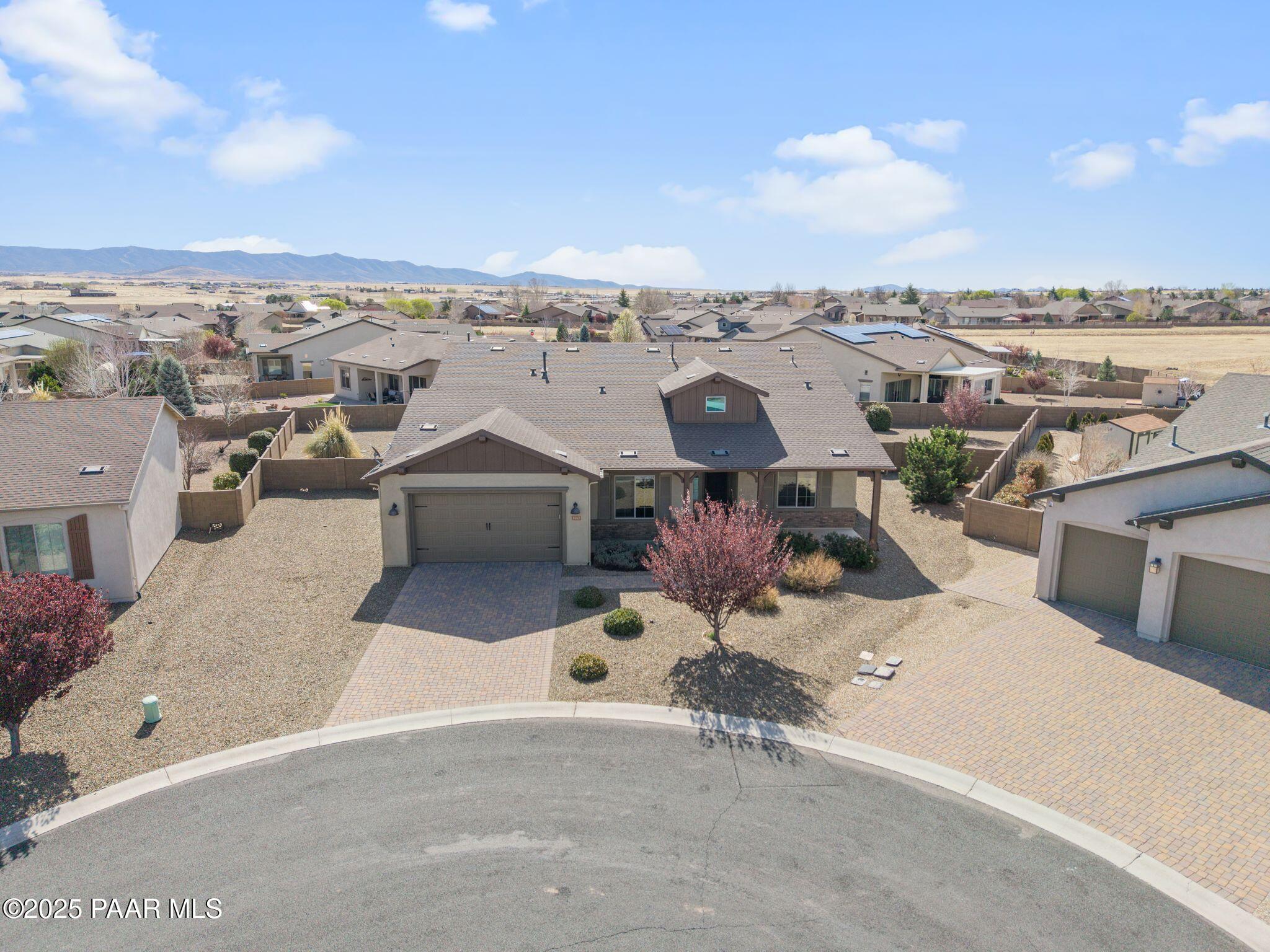 8463 N Misty Valley Way