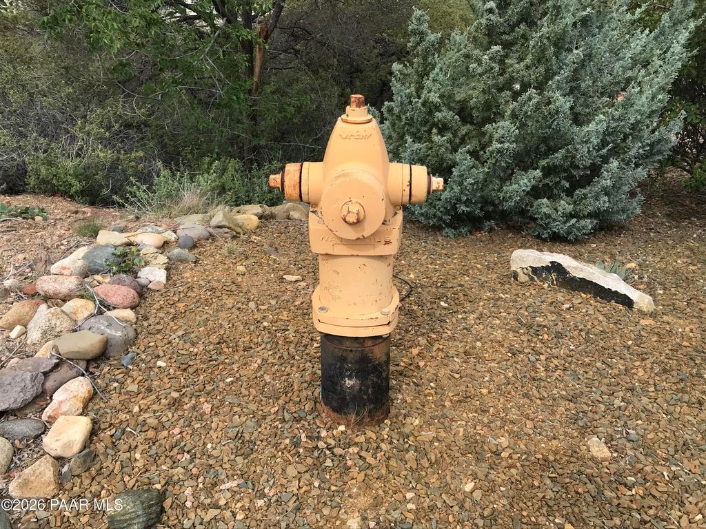 Photo of 1544 Eagle Point Drive, Prescott, AZ 86301 (MLS # 1081334)