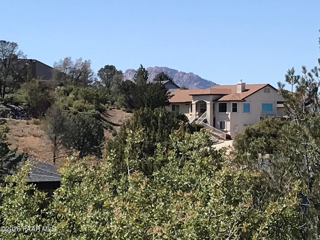 Photo of 1544 Eagle Point Drive, Prescott, AZ 86301 (MLS # 1081334)