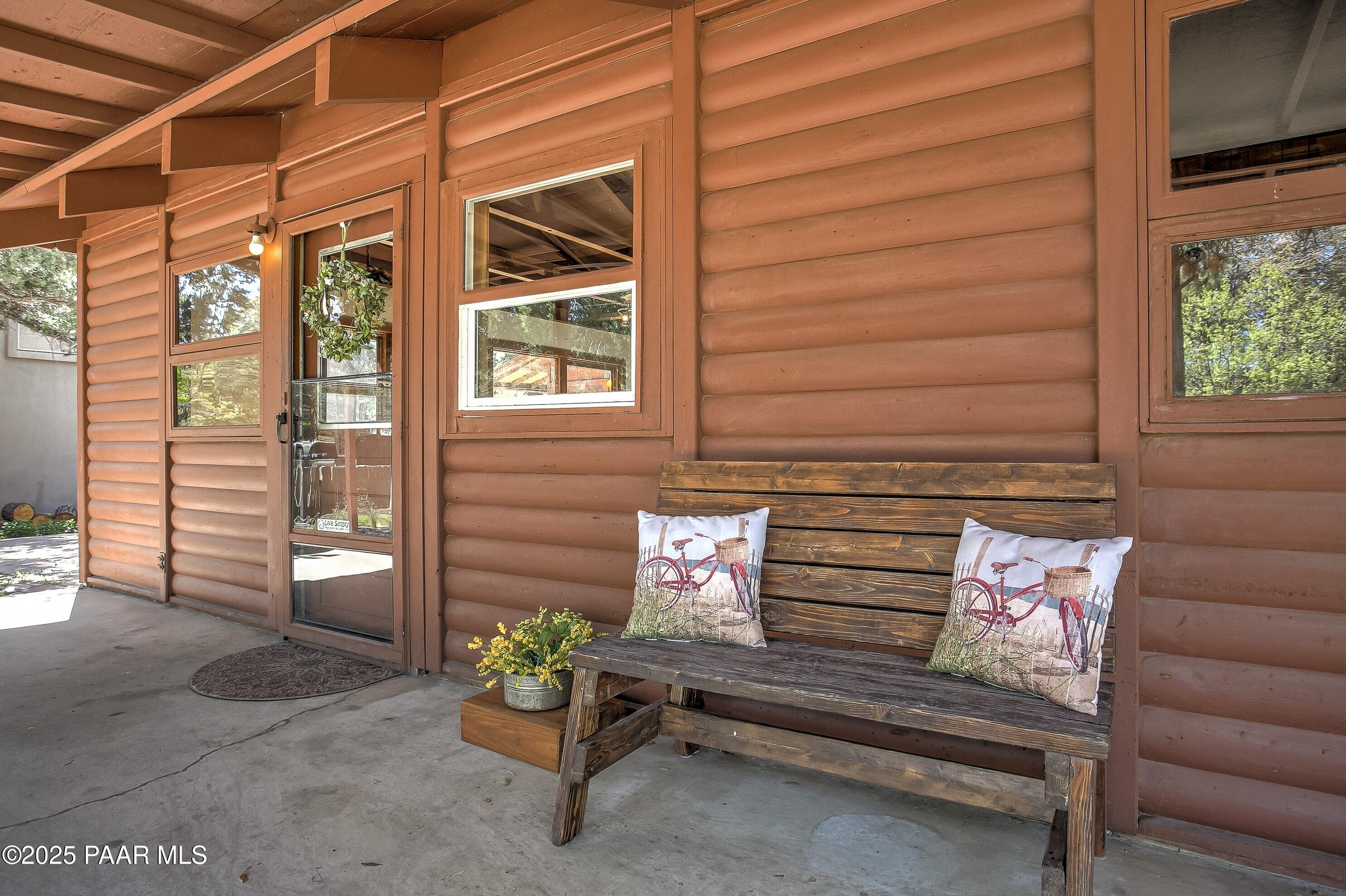 1161 E Elk Trail