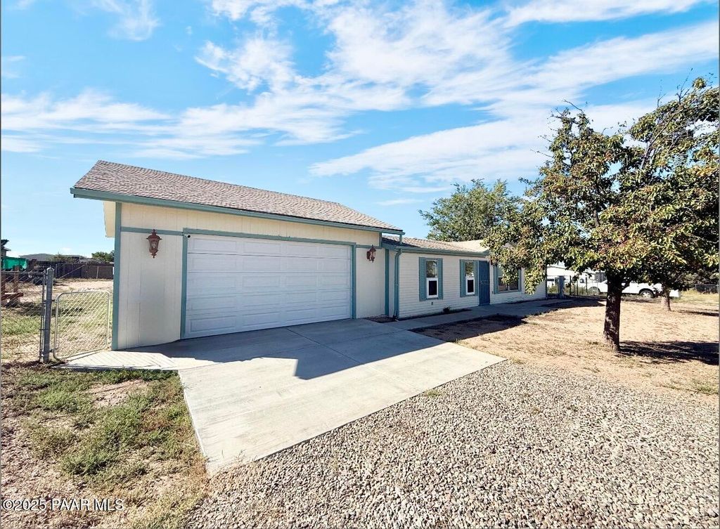Photo of 2125 Jean Road, Chino Valley, AZ 86323 (MLS # 1077240)