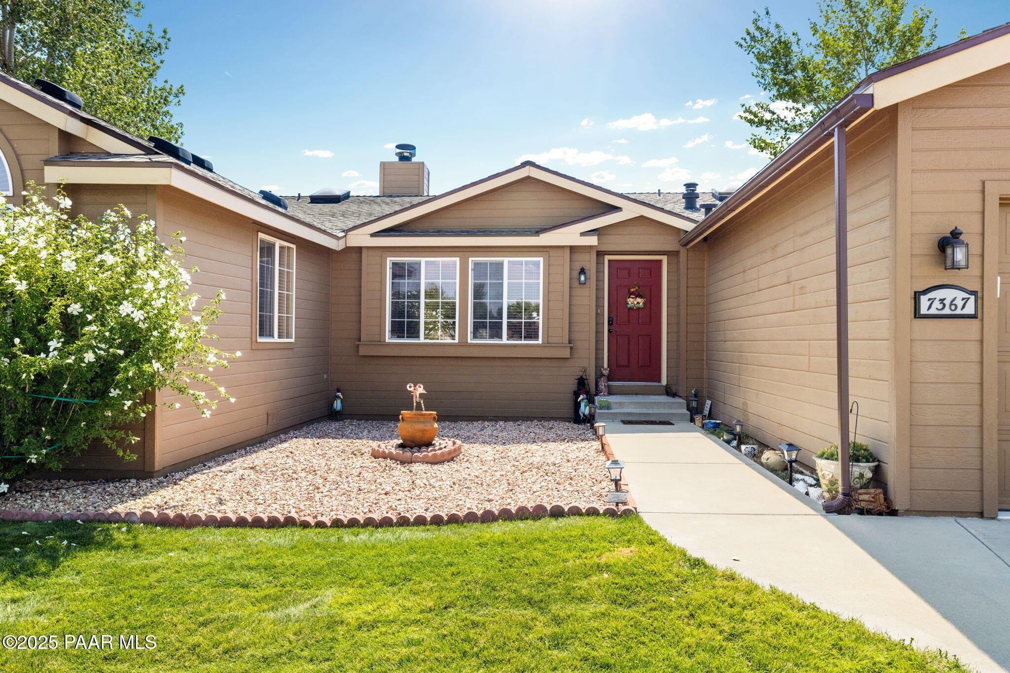 7367 Granite View