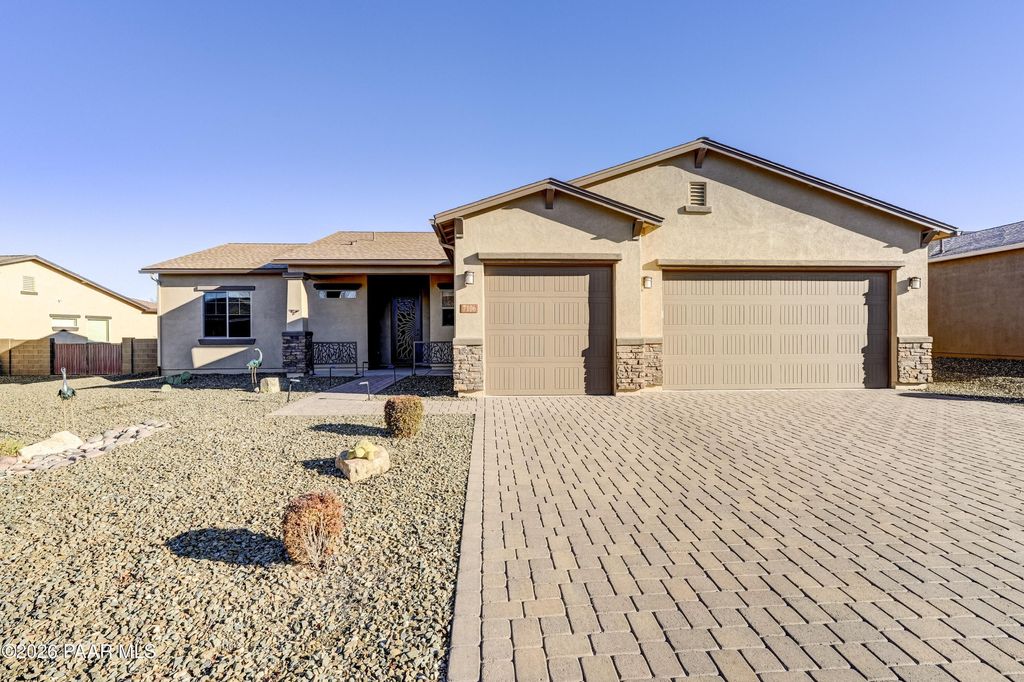 Photo of 7106 E Prairie Ridge Road, Prescott Valley, AZ 86315 (MLS # 1078913)