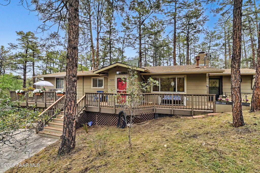 Photo of 1120 W Oak Lane, Prescott, AZ 86303 (MLS # 1080979)