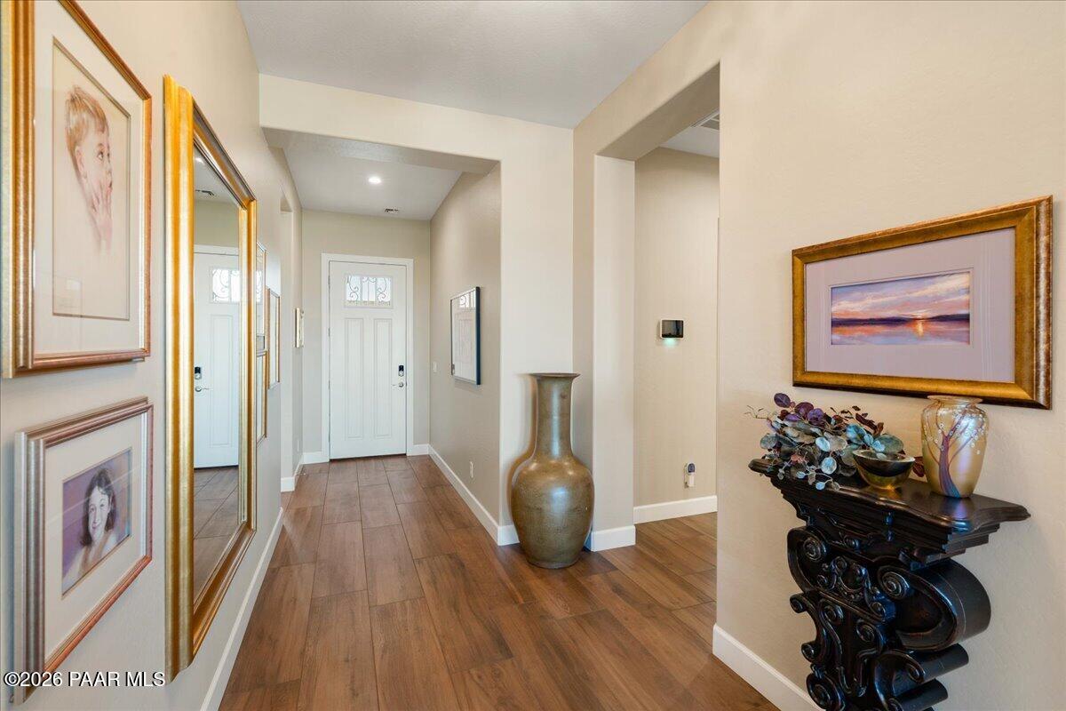 1309 N Low Valley Lane