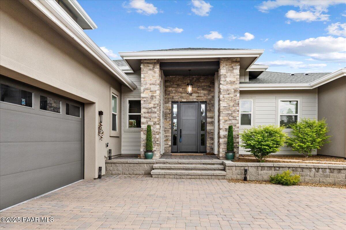 1417 Eureka Ridge Way