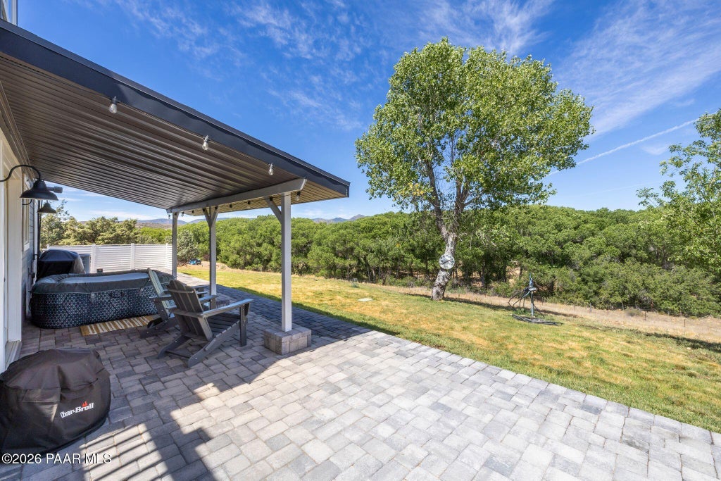 Photo of 13680 E Trails End, Dewey-Humboldt, AZ 86327 (MLS # 1083520)