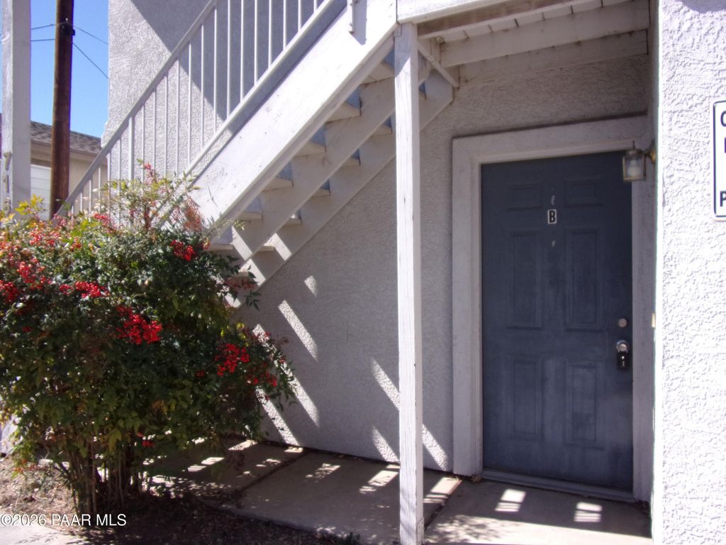 Photo of 716 N 1st Street #B, Prescott, AZ 86301 (MLS # 1080369)