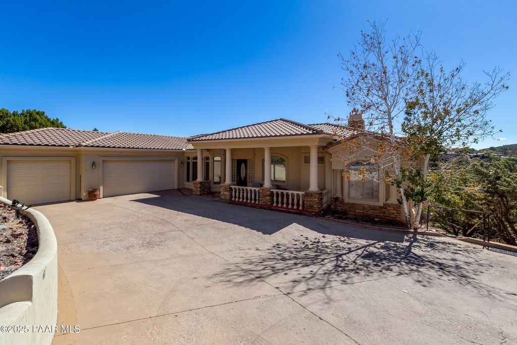 Photo of 601 Sandpiper Drive, Prescott, AZ 86303 (MLS # 1076433)