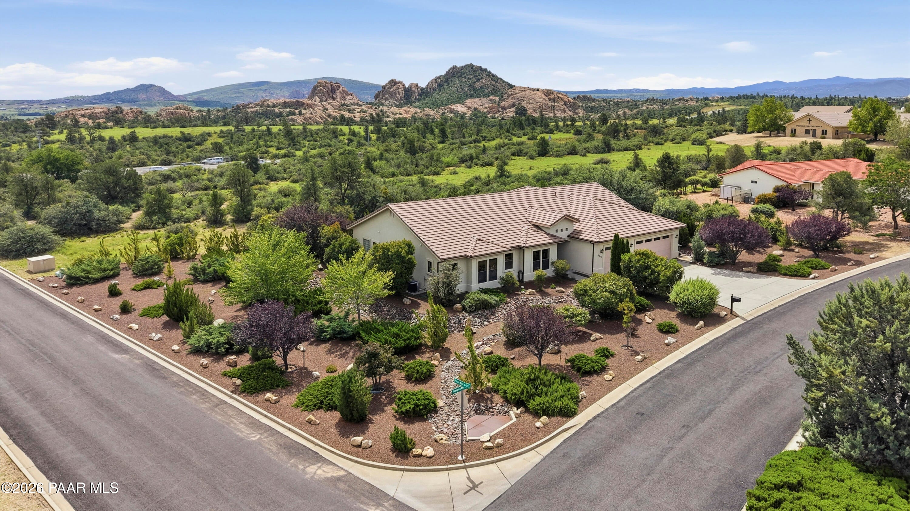5871 N Honeysuckle Road