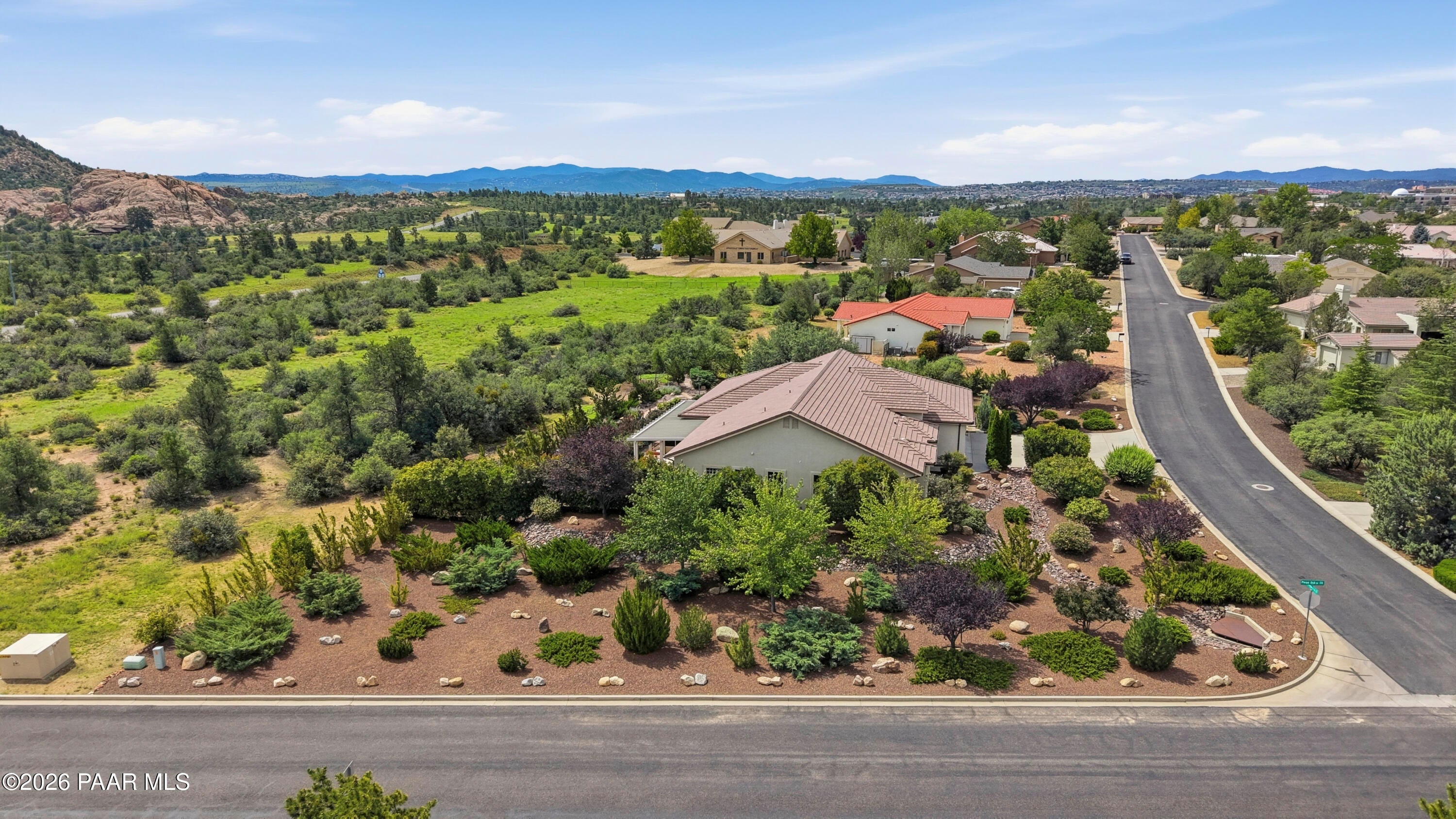 5871 N Honeysuckle Road