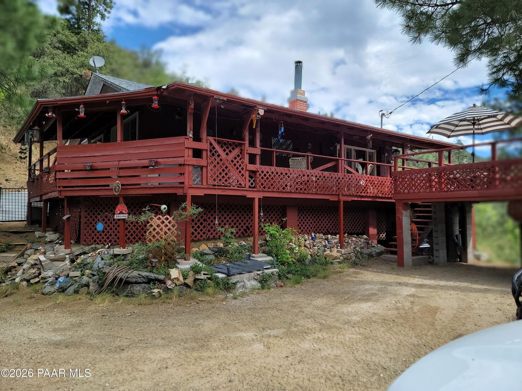 Photo of 8000 S Breezy Pine Road, Mayer, AZ 86333 (MLS # 1080648)