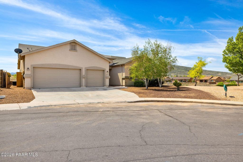 Photo of 6355 E Kelmore Road, Prescott Valley, AZ 86314 (MLS # 1080963)