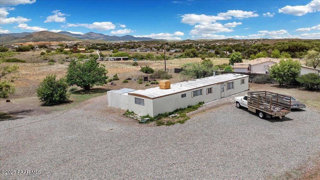 Photo of 2900 S Holiday Drive, Dewey-Humboldt, AZ 86327 (MLS # 1079429)
