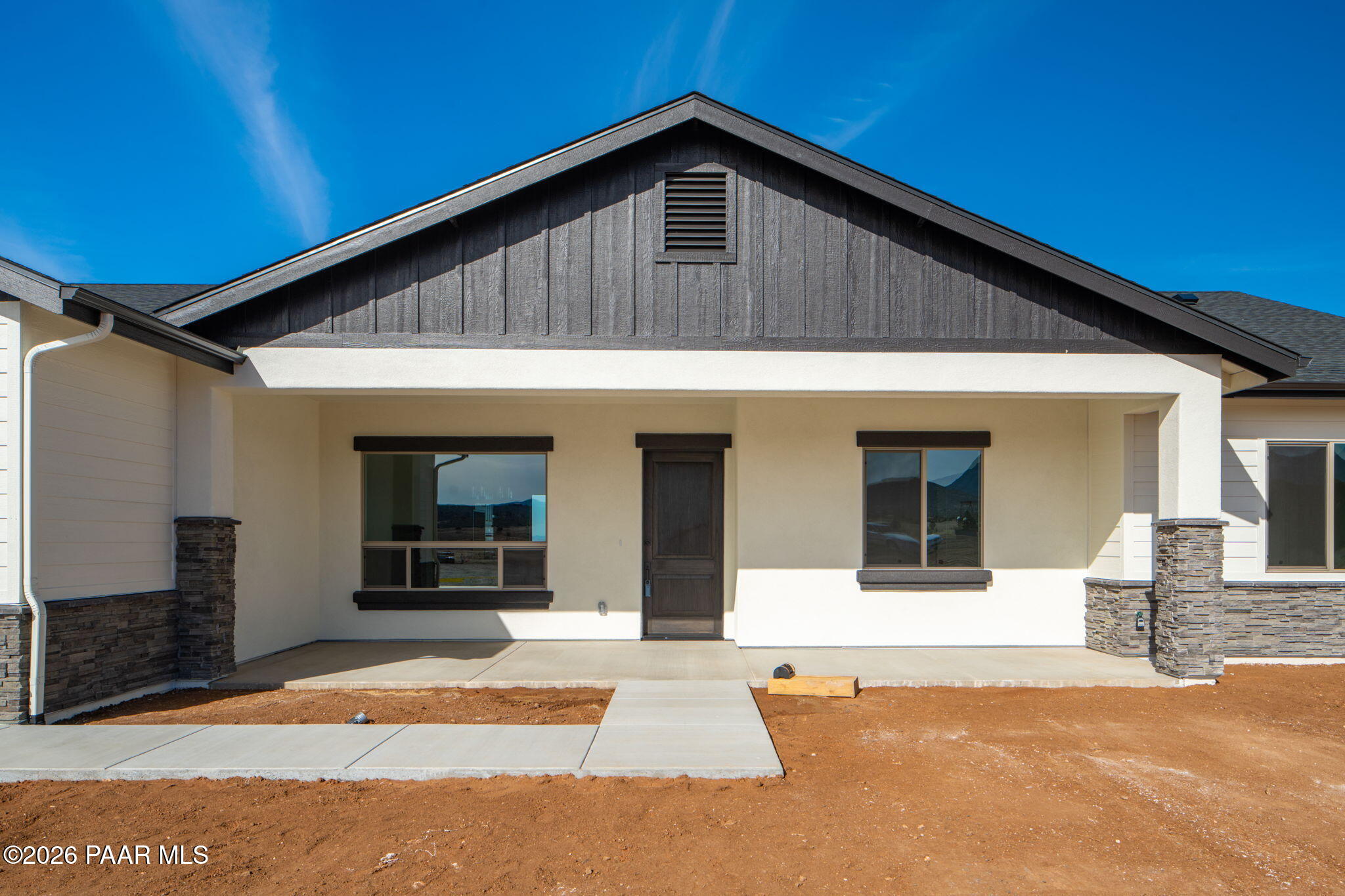 11938 N Hickory Drive