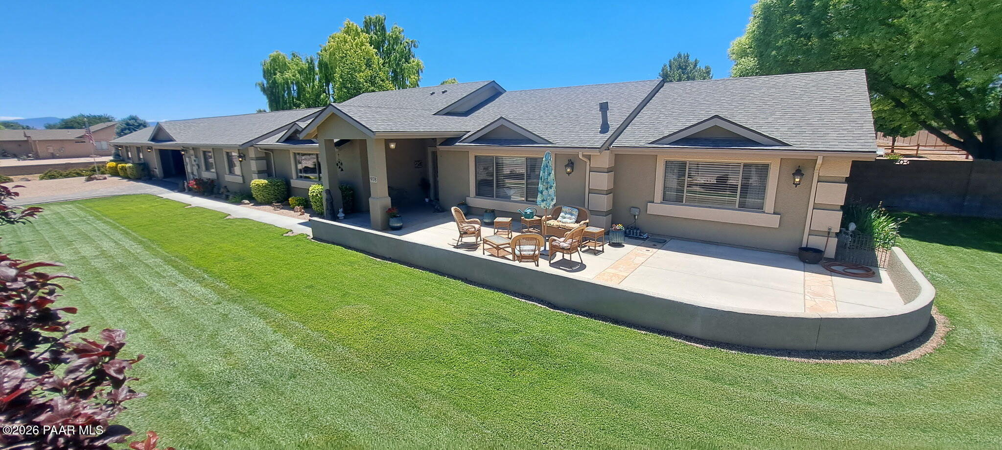 978 Tiffany Way