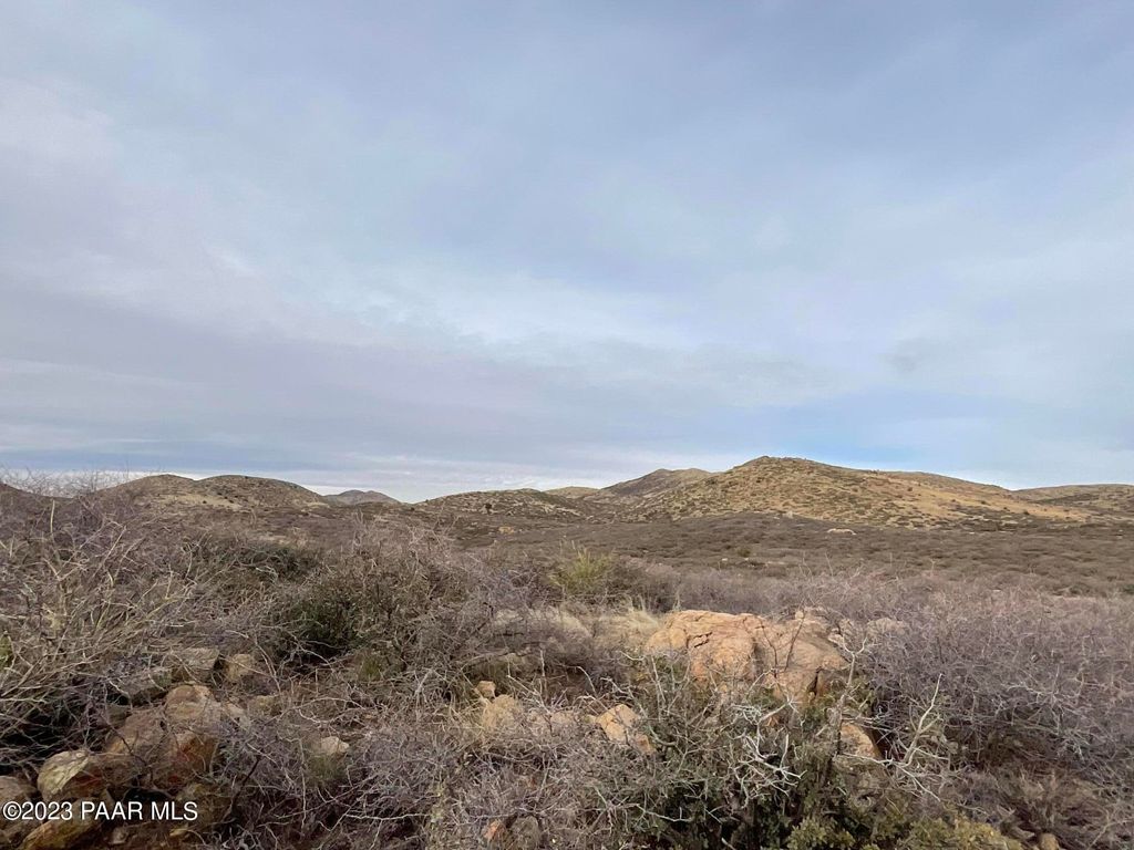 Photo of 1 N Howdy Road, Dewey-Humboldt, AZ 86327 (MLS # 1080653)