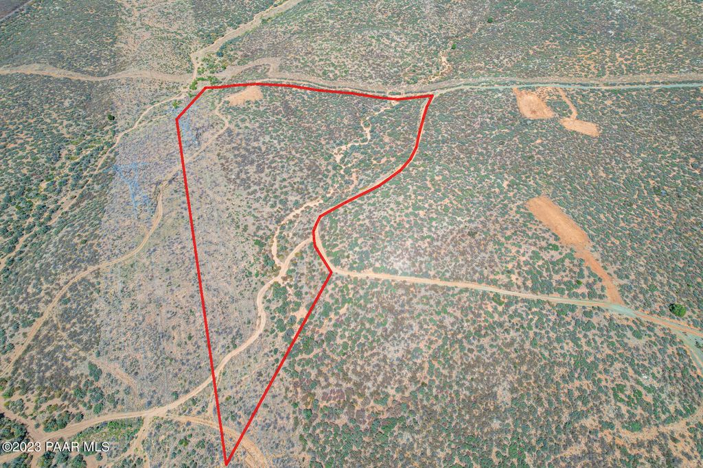 Photo of 1 N Howdy Road, Dewey-Humboldt, AZ 86327 (MLS # 1080653)