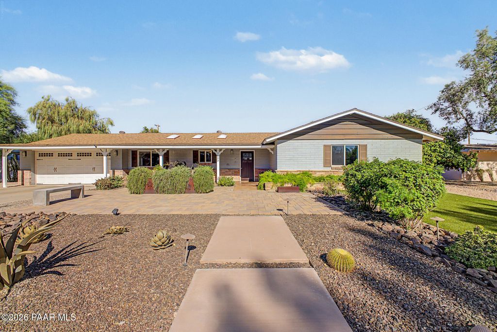 Photo of 7803 N 12th Avenue, Phoenix, AZ 85021 (MLS # 1081148)