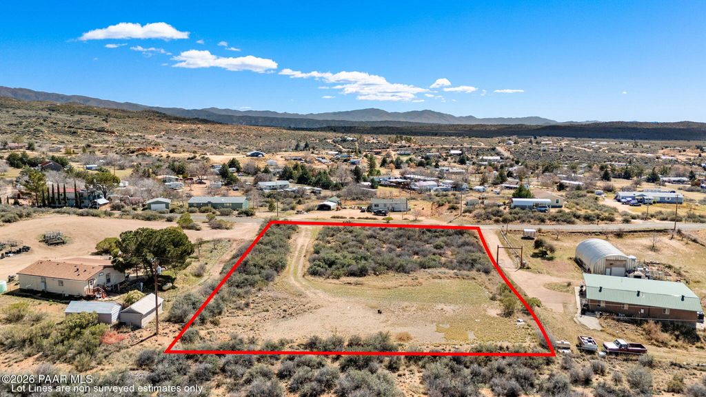 Photo of 7320 W Veda Lane, Kirkland, AZ 86332 (MLS # 1080126)