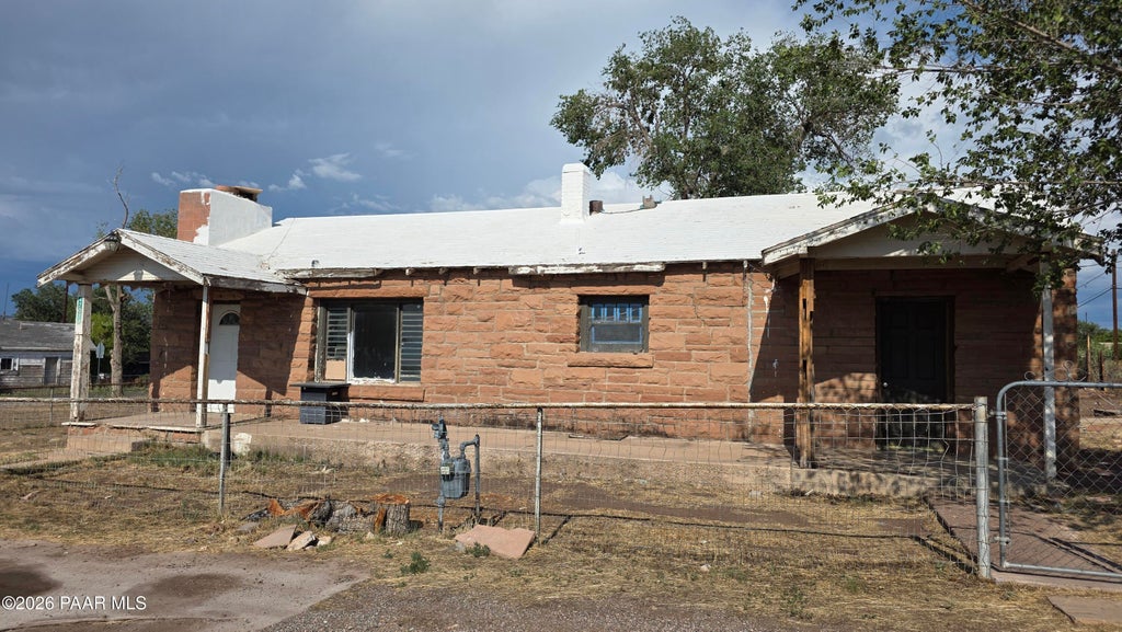 Photo of 47077 N Fifth Street, Ash Fork, AZ 86320 (MLS # 1084331)