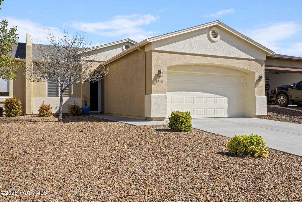 Photo of 6818 E Hetley Place #5, Prescott Valley, AZ 86314 (MLS # 1080873)