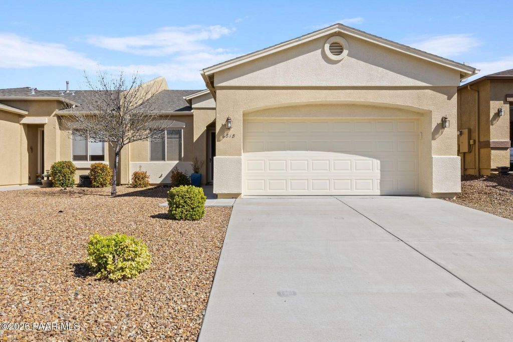 Photo of 6818 E Hetley Place #5, Prescott Valley, AZ 86314 (MLS # 1080873)