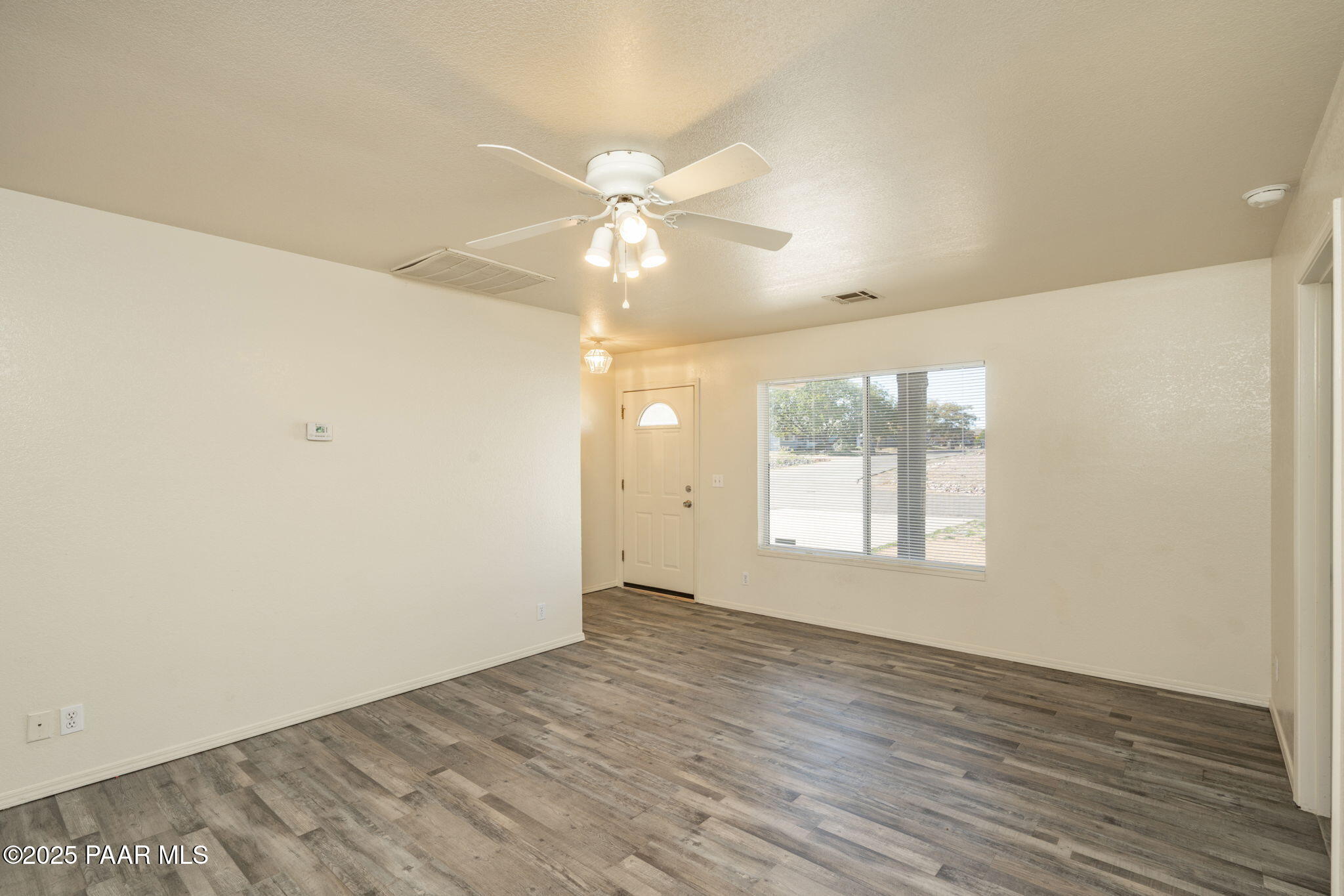 4745 N Stallion Drive