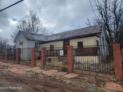 A home in Ash Fork