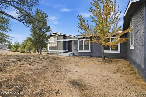 Photo of 7520 N Boxwood Drive, Prescott, AZ 86305 (MLS # 1078085)