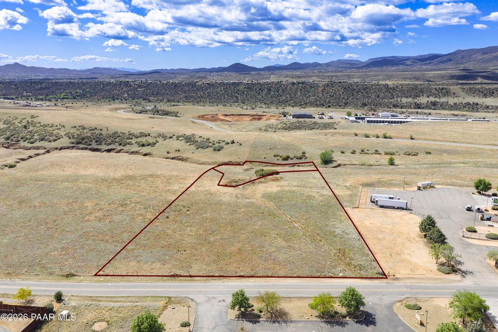 Photo of 10249 E Valley Road, Prescott Valley, AZ 86314 (MLS # 1081385)