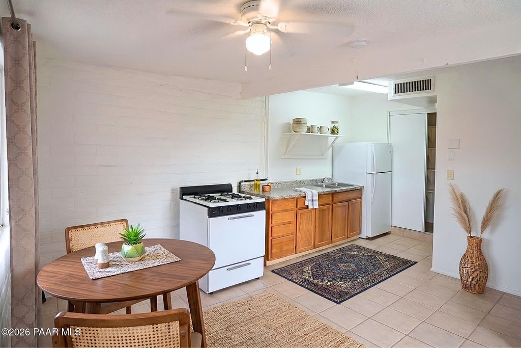 Photo of 3611 E Glenn Street #3, Tucson, AZ 85716 (MLS # 1082258)