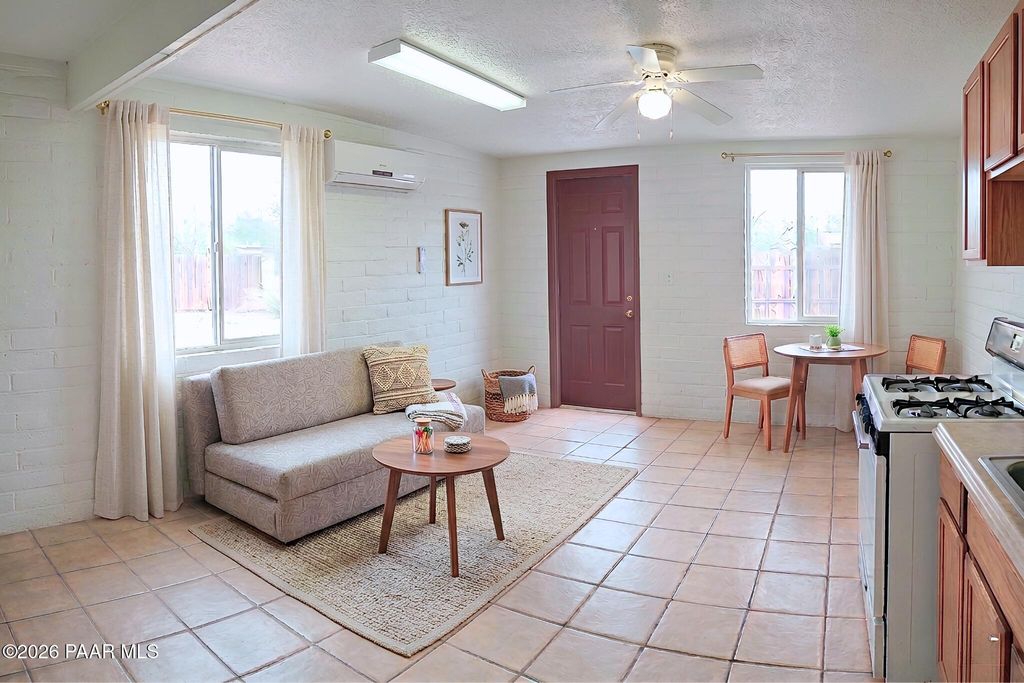 Photo of 3611 E Glenn Street #3, Tucson, AZ 85716 (MLS # 1082258)