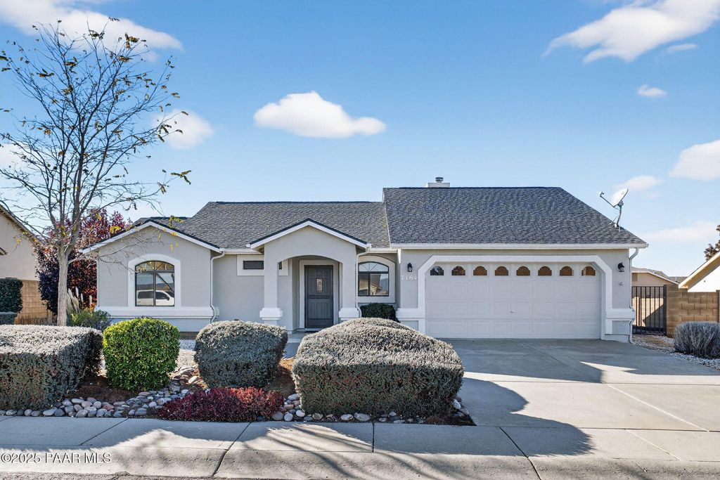Photo of 7164 N Viewscape Drive, Prescott Valley, AZ 86315 (MLS # 1078157)