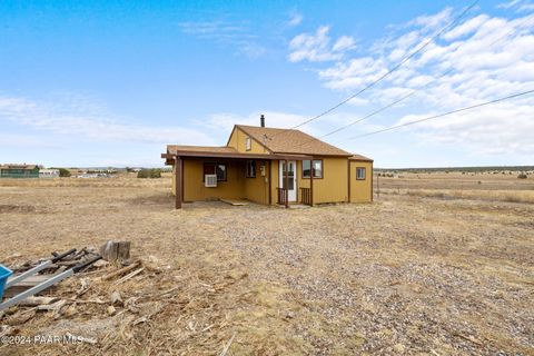 A home in Paulden