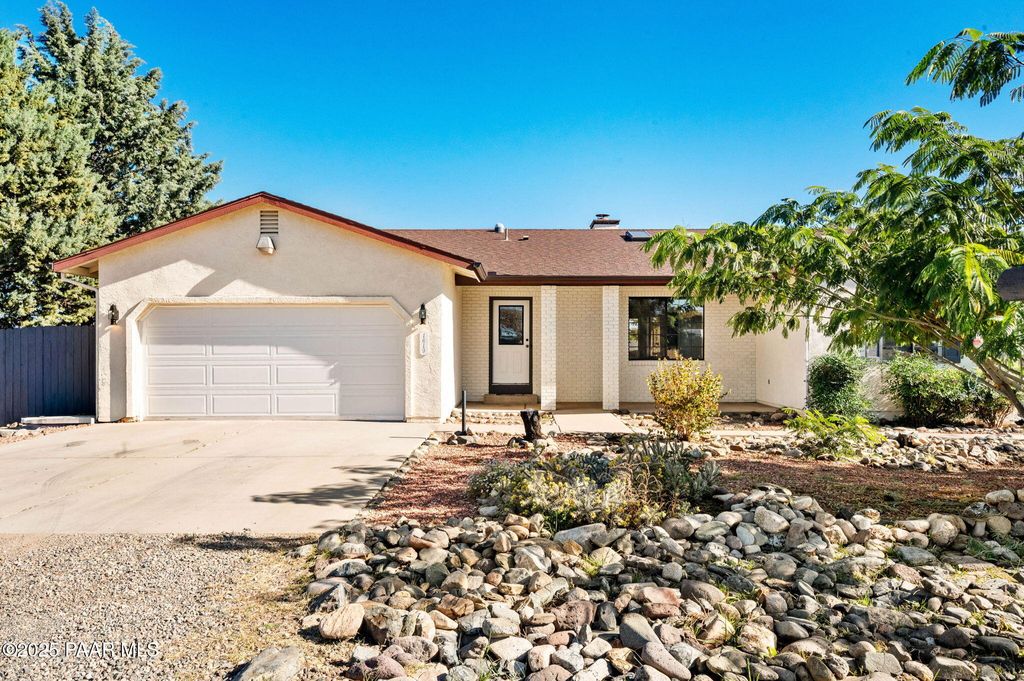 Photo of 4649 N Agua Fria Drive, Prescott Valley, AZ 86314 (MLS # 1077719)