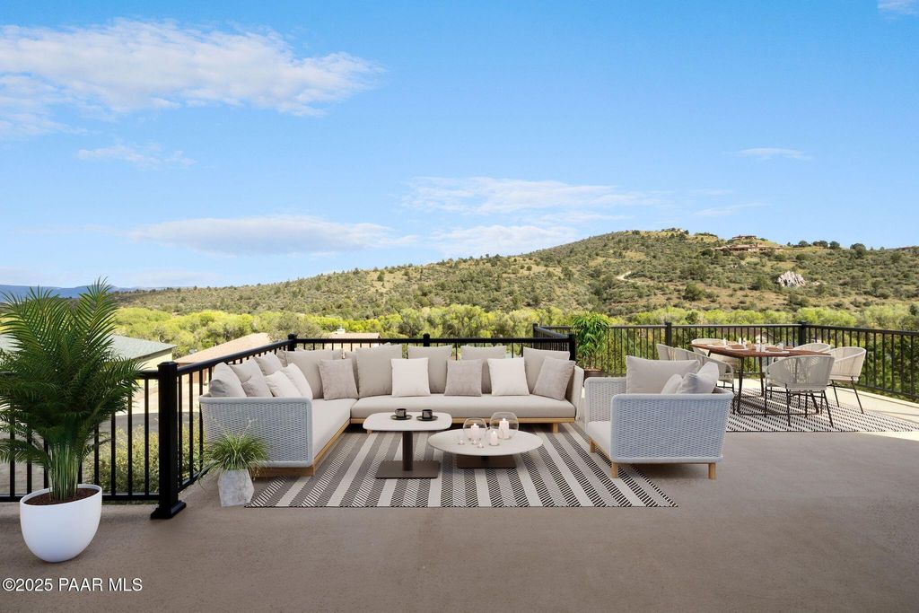 Photo of 940 N Waters Edge Way, Prescott, AZ 86303 (MLS # 1077062)