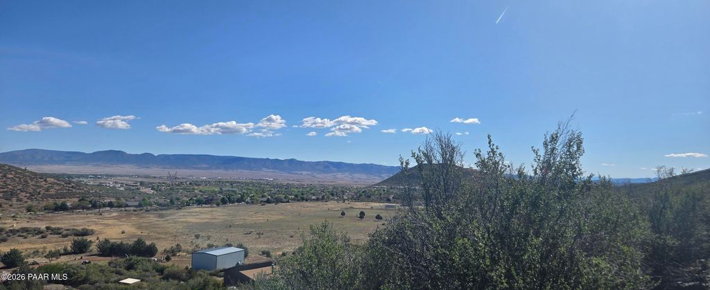 Photo of 6 E Cibola Circle, Prescott, AZ 86303 (MLS # 1081227)