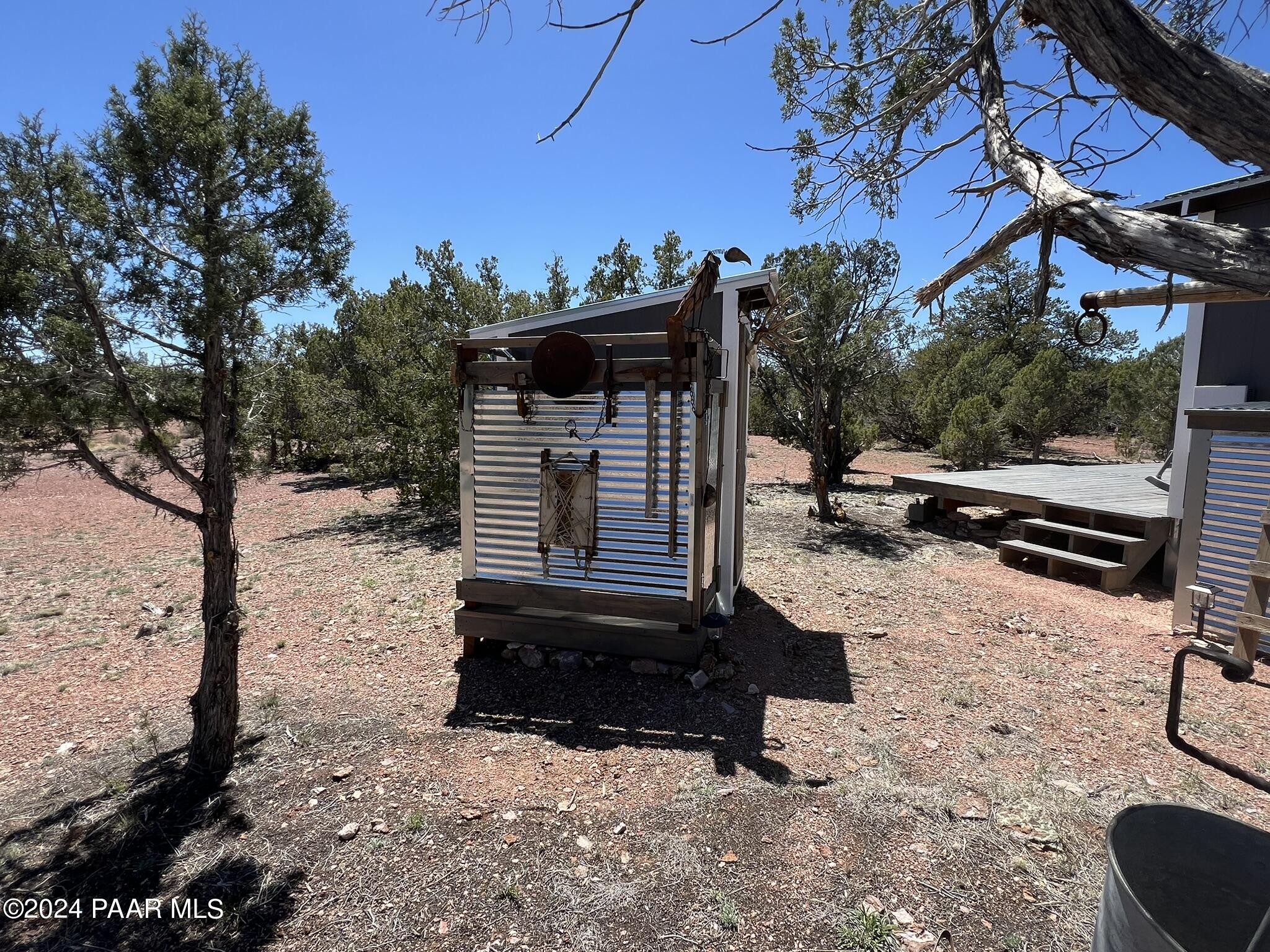 182 NE Cooks Trail