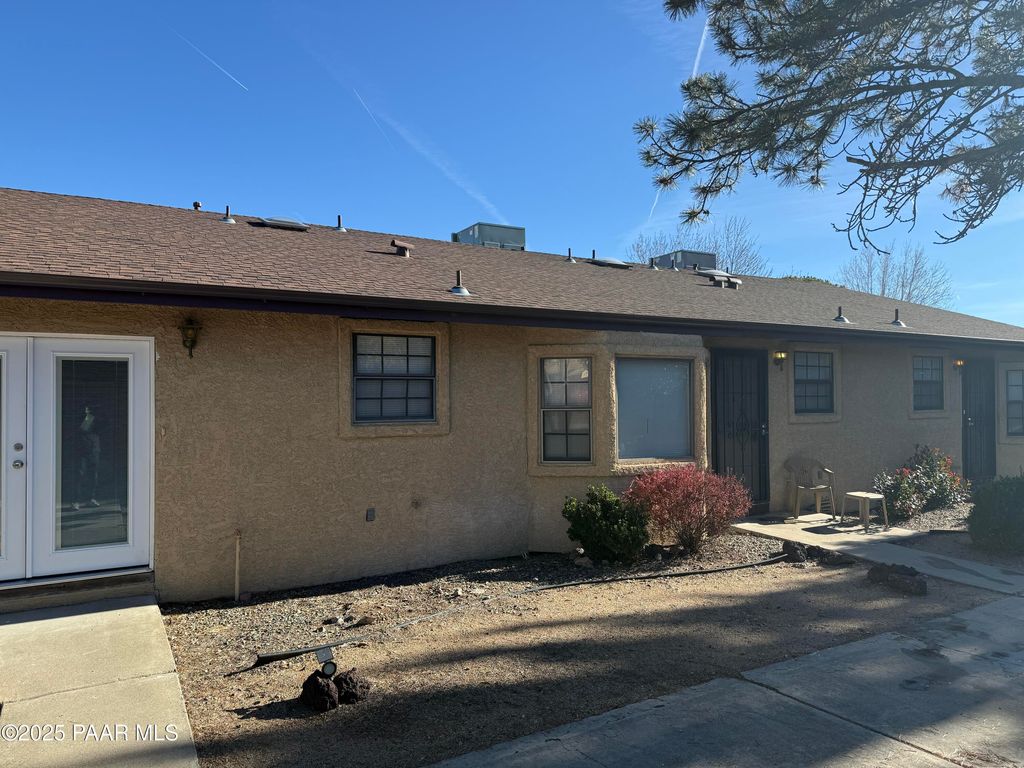 Photo of 1283 N Tapadero Drive, Prescott Valley, AZ 86327 (MLS # 1078349)