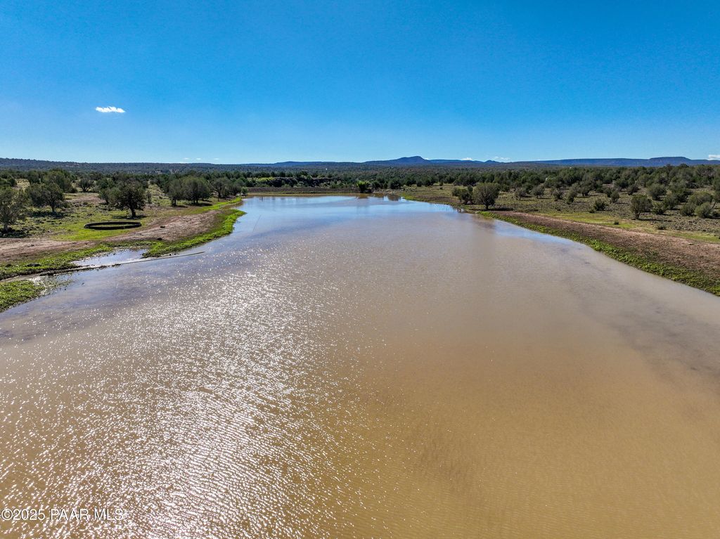 Photo of 0 Stockman&#39;S Road, Ash Fork, AZ 86320 (MLS # 1076959)