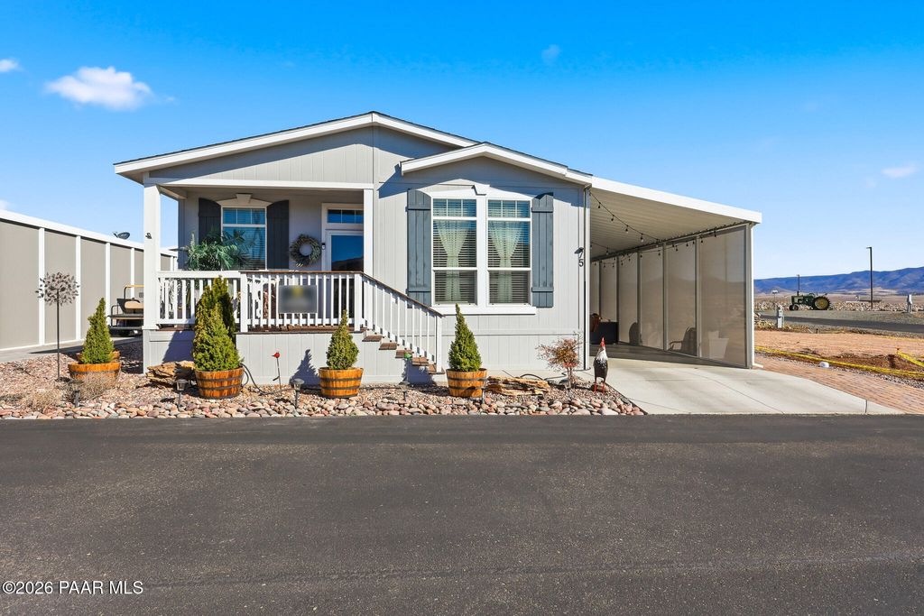 Photo of 11350 E Sarah Jane Lane #75, Dewey-Humboldt, AZ 86327 (MLS # 1080548)