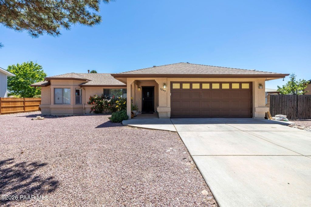 Photo of 7845 E Larkspur Lane, Prescott Valley, AZ 86314 (MLS # 1081840)